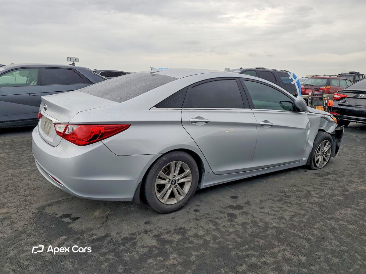 Hyundai Sonata 2013
