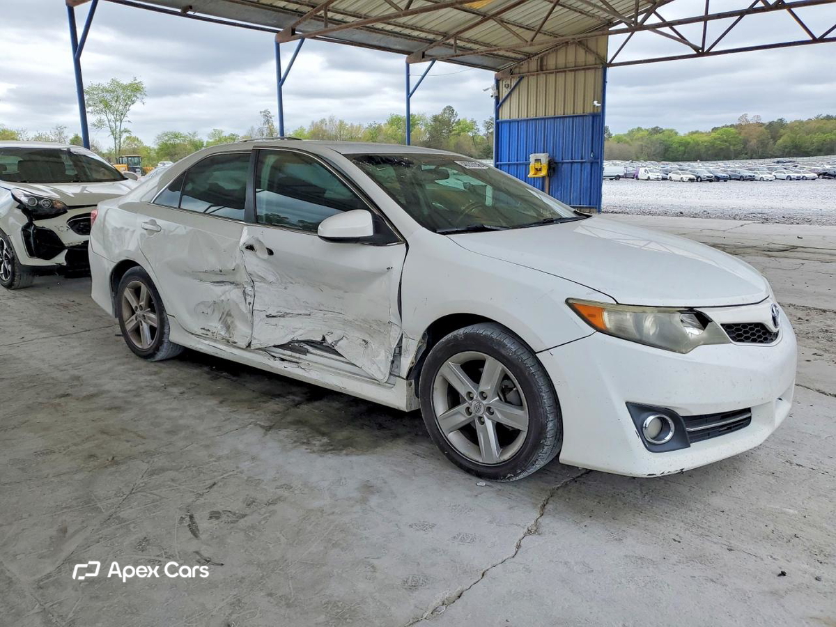 Toyota Camry 2012