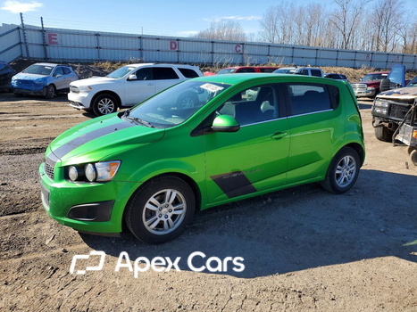 Chevrolet Sonic 2015 - Image 1 of 13