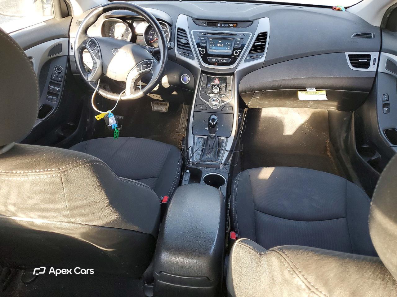 Hyundai Elantra 2016