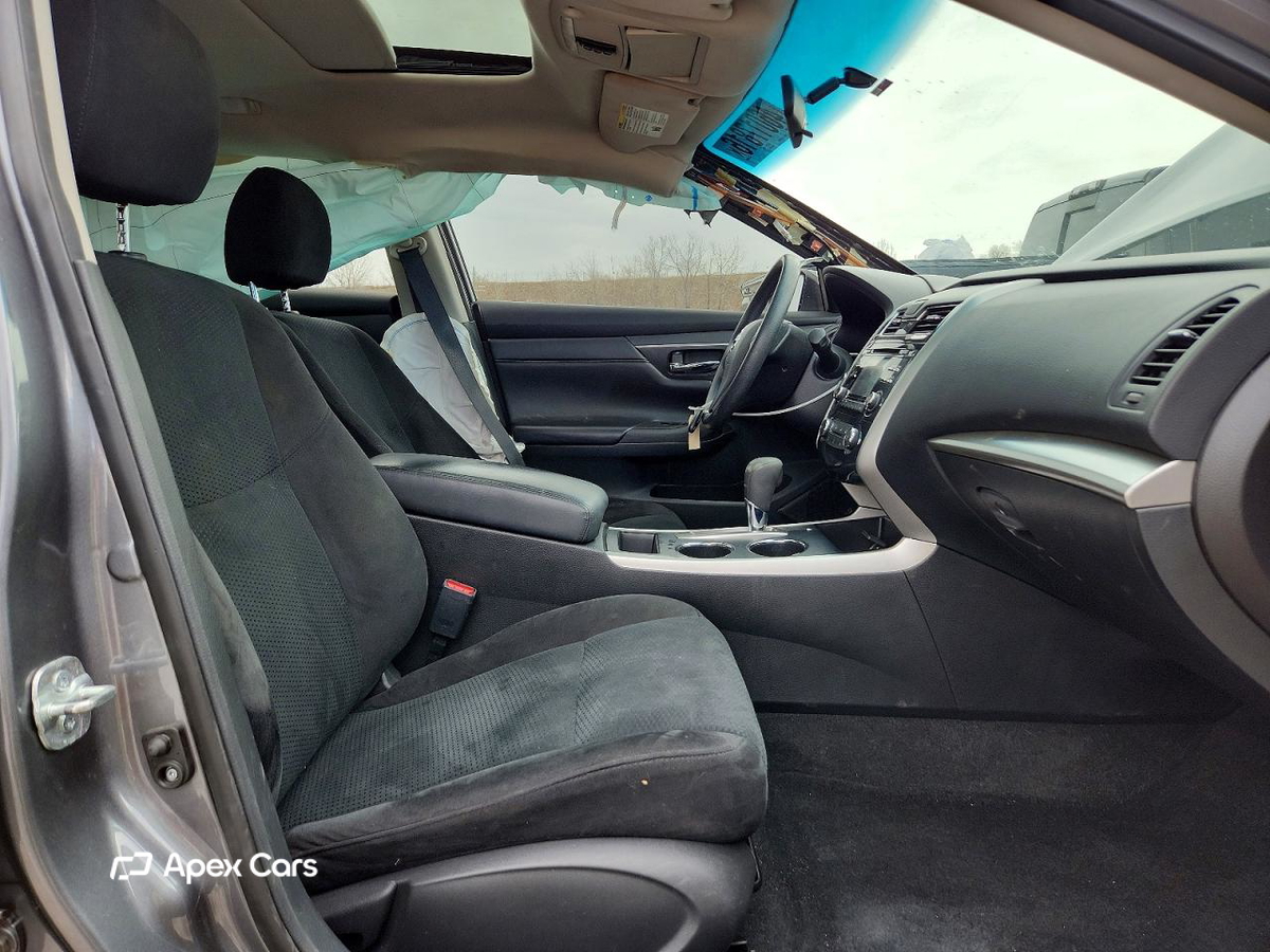 Nissan Altima 2015