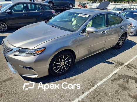 Lexus ES 2017 - Image 1 of 12