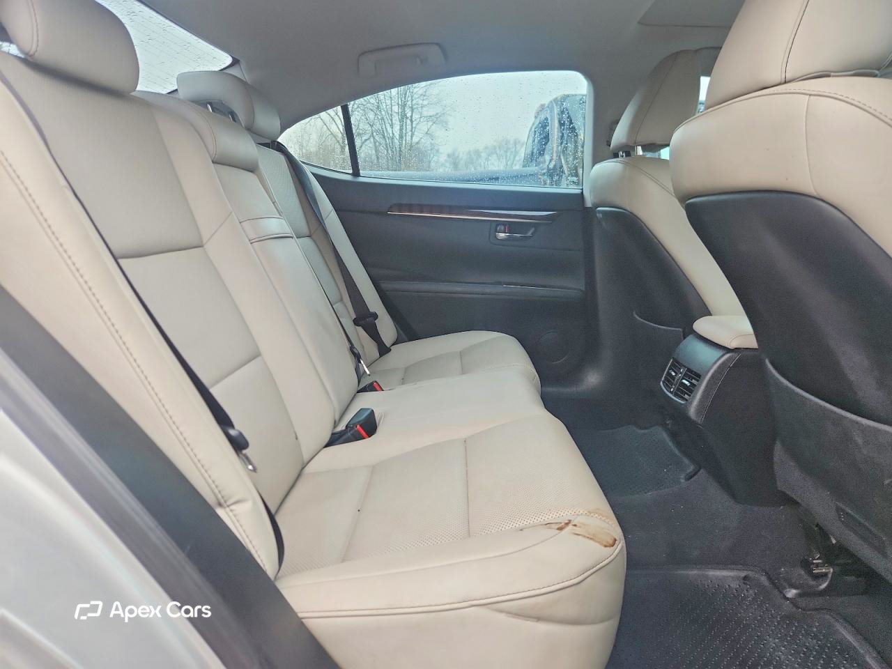 Lexus ES 2016