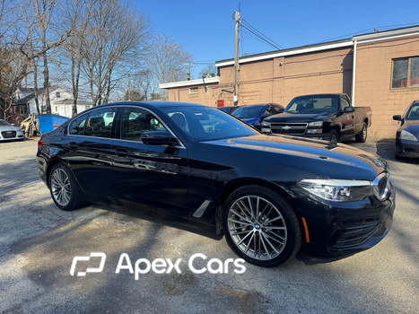 BMW Series 5 2019 - Image 1 of 11