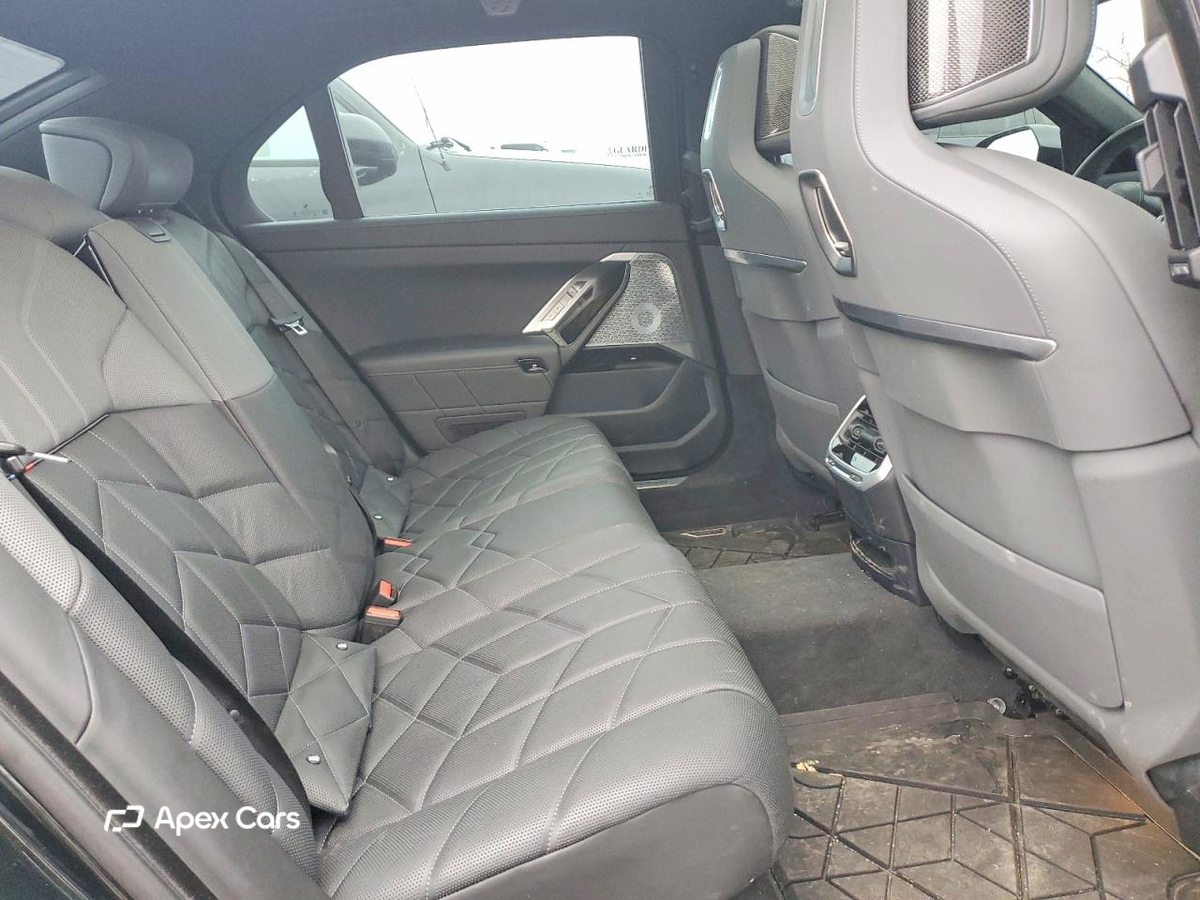 BMW i7 2023