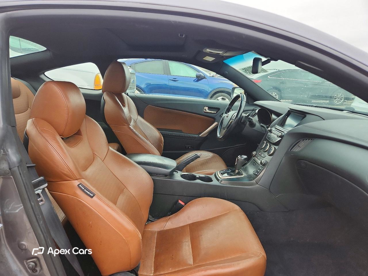 Hyundai Genesis 2015