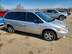 Dodge Caravan 2004