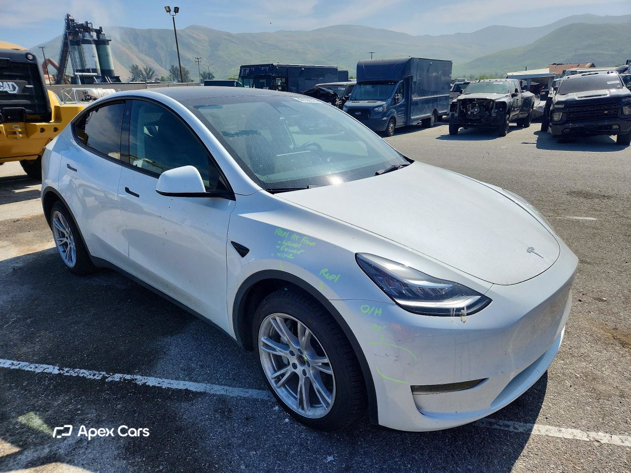 Tesla Model Y 2023
