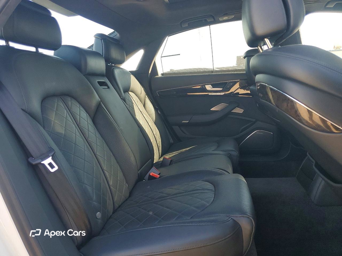Audi A8 2015