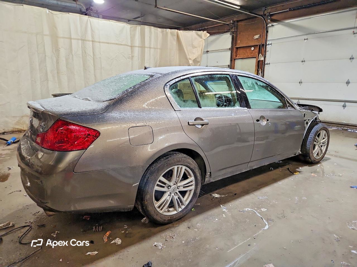 Infiniti G 2012