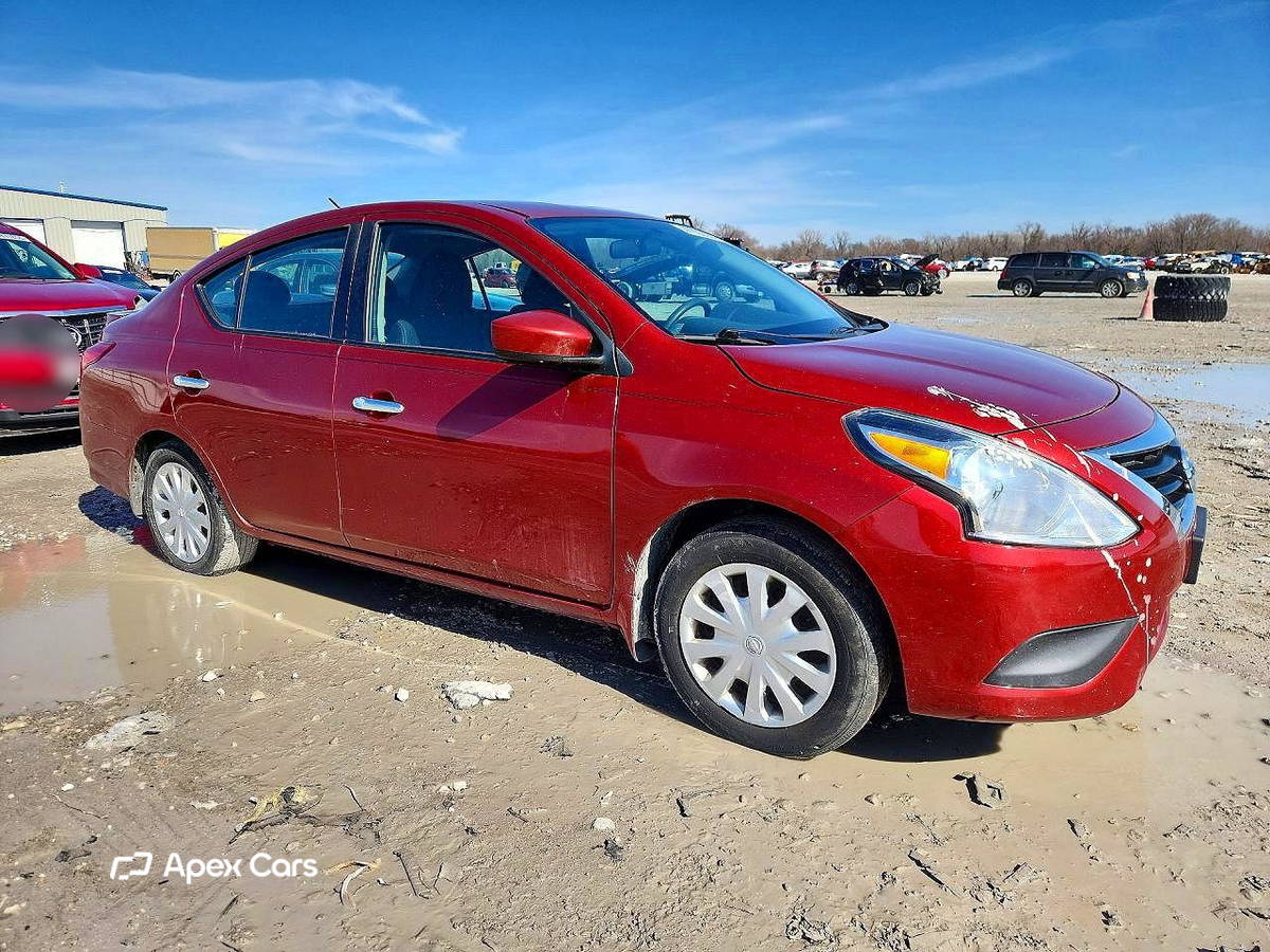 Nissan Versa 2019
