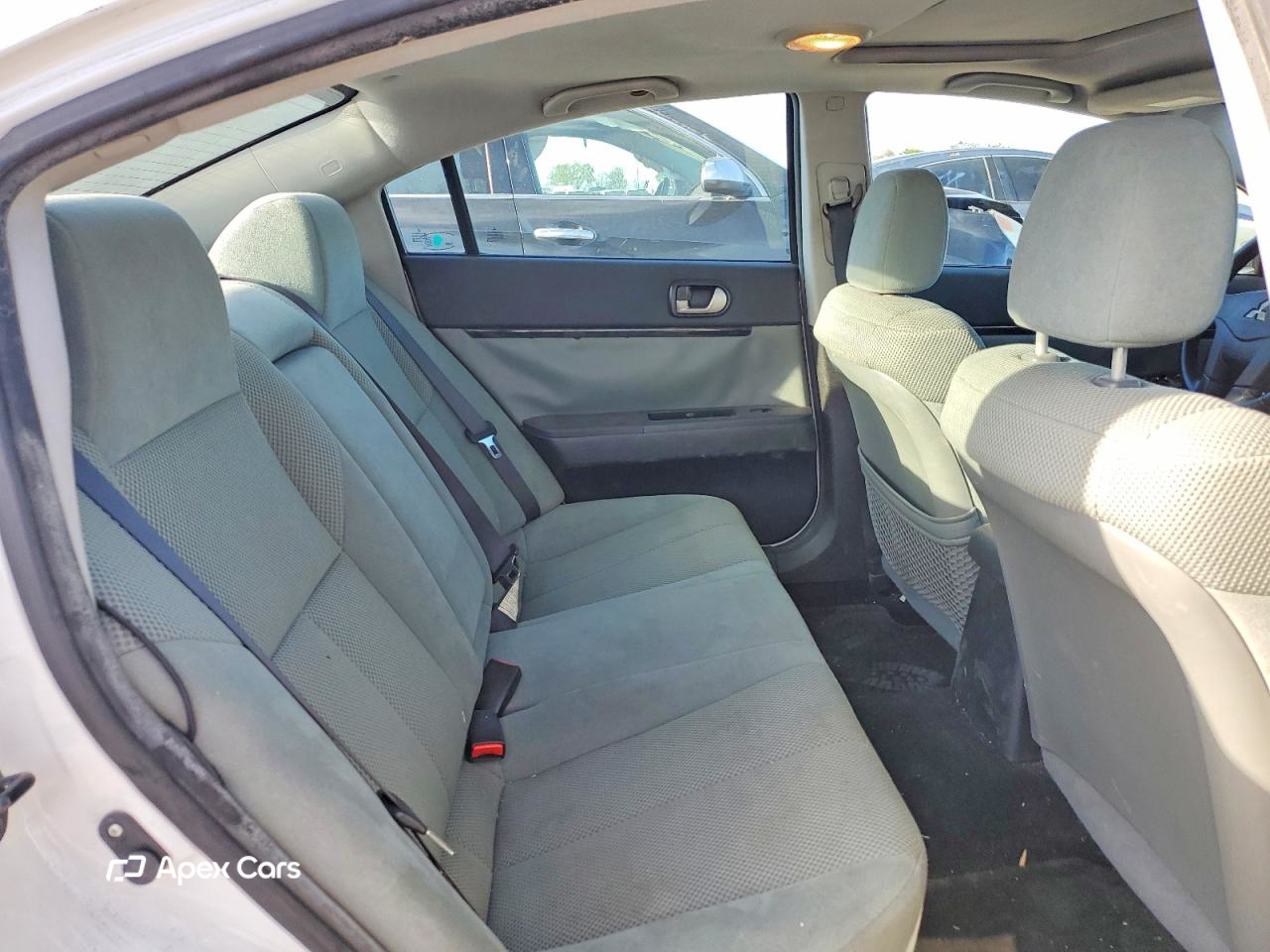 Mitsubishi Galant 2012