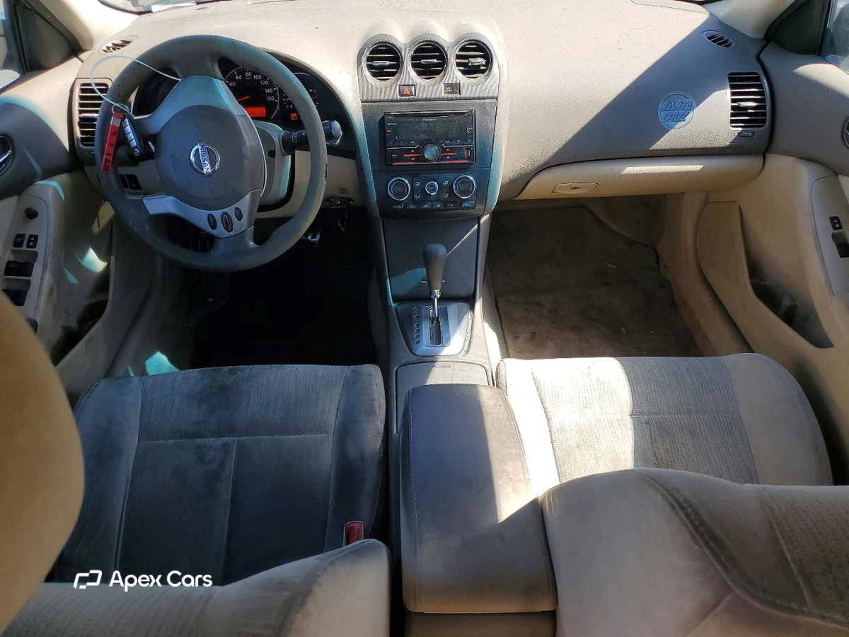 Nissan Altima 2011