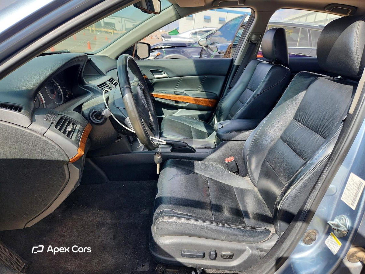 Honda Accord 2011