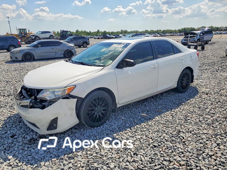 Toyota Camry 2012 - Image 1 of 12