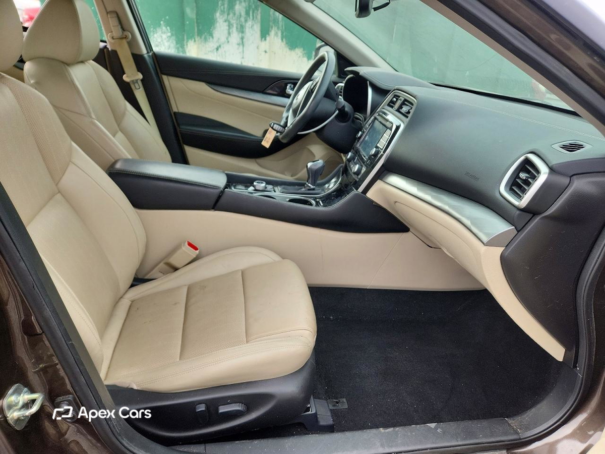 Nissan Maxima 2016