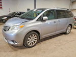 Toyota Sienna 2012