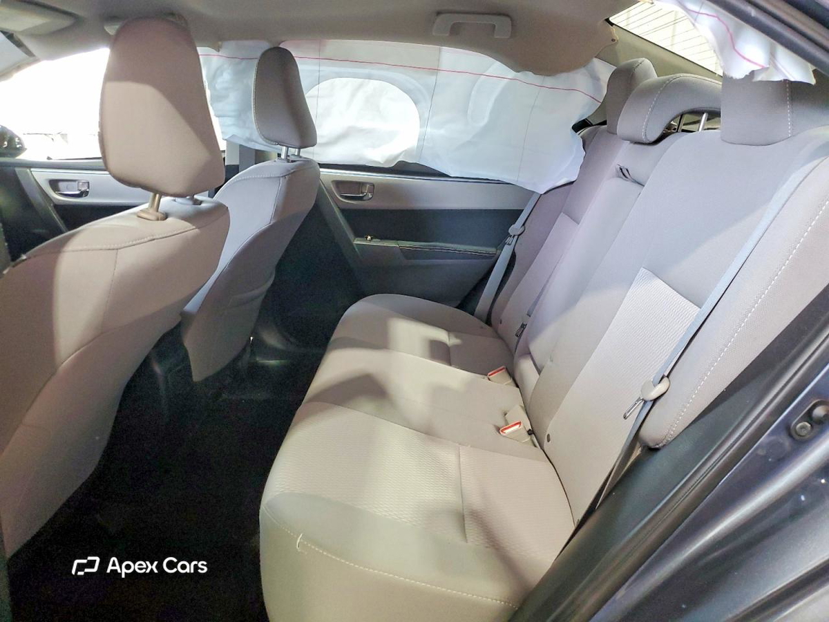 Toyota Corolla 2015