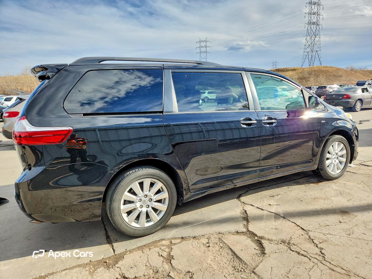 Toyota Sienna 2017