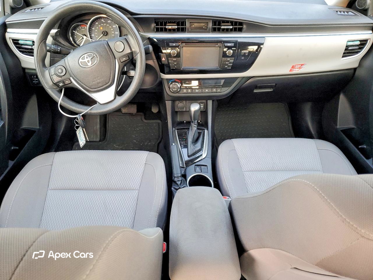 Toyota Corolla 2015