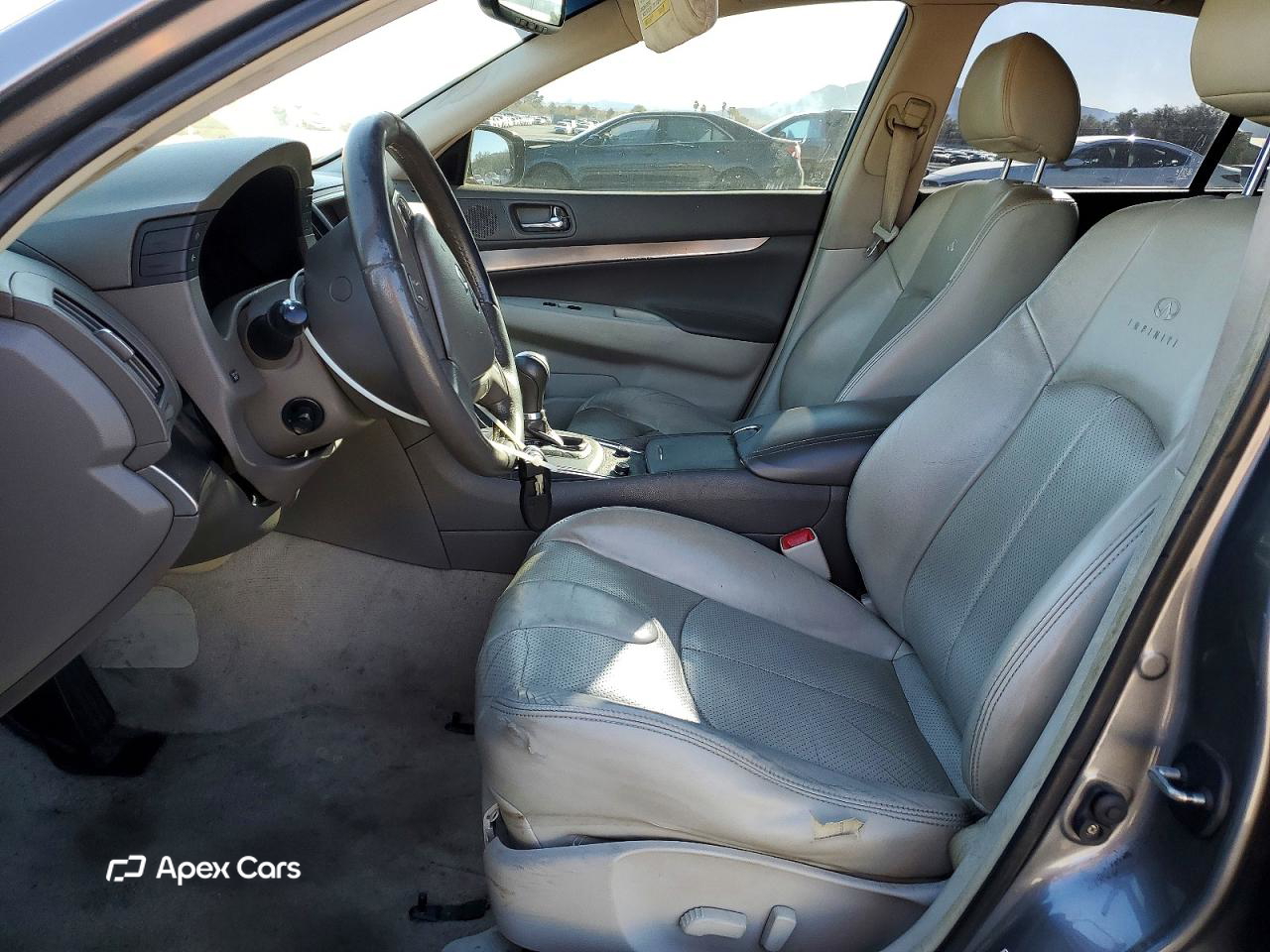 Infiniti G 2012