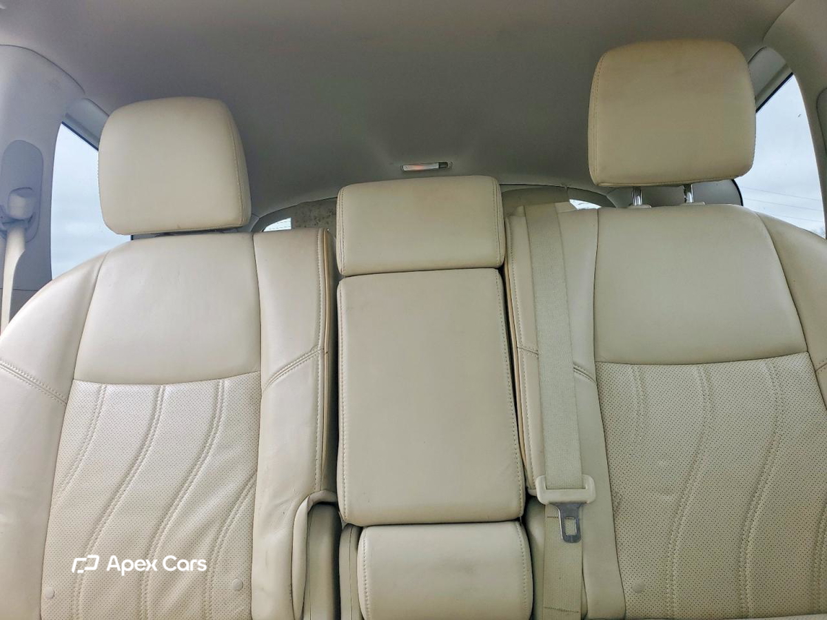 Infiniti JX 2013