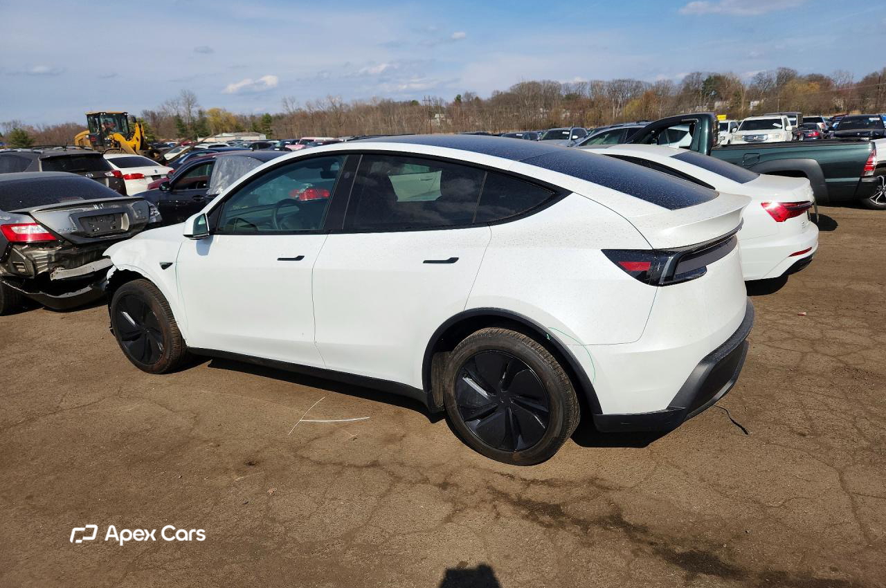 Tesla Model Y 2026