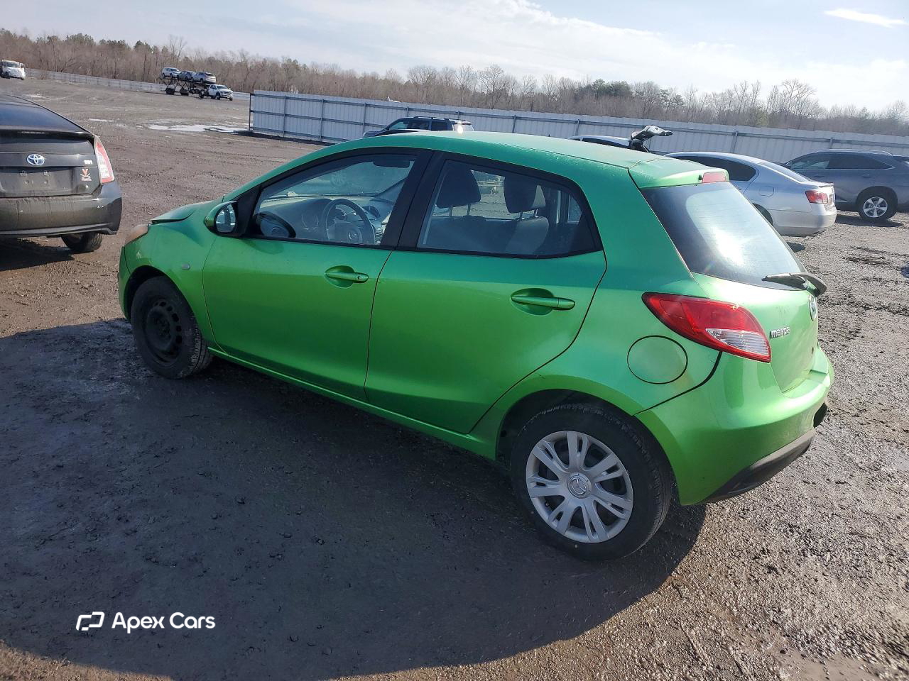 Mazda 2 2011
