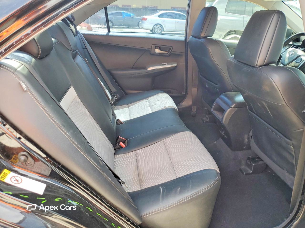 Toyota Camry 2012