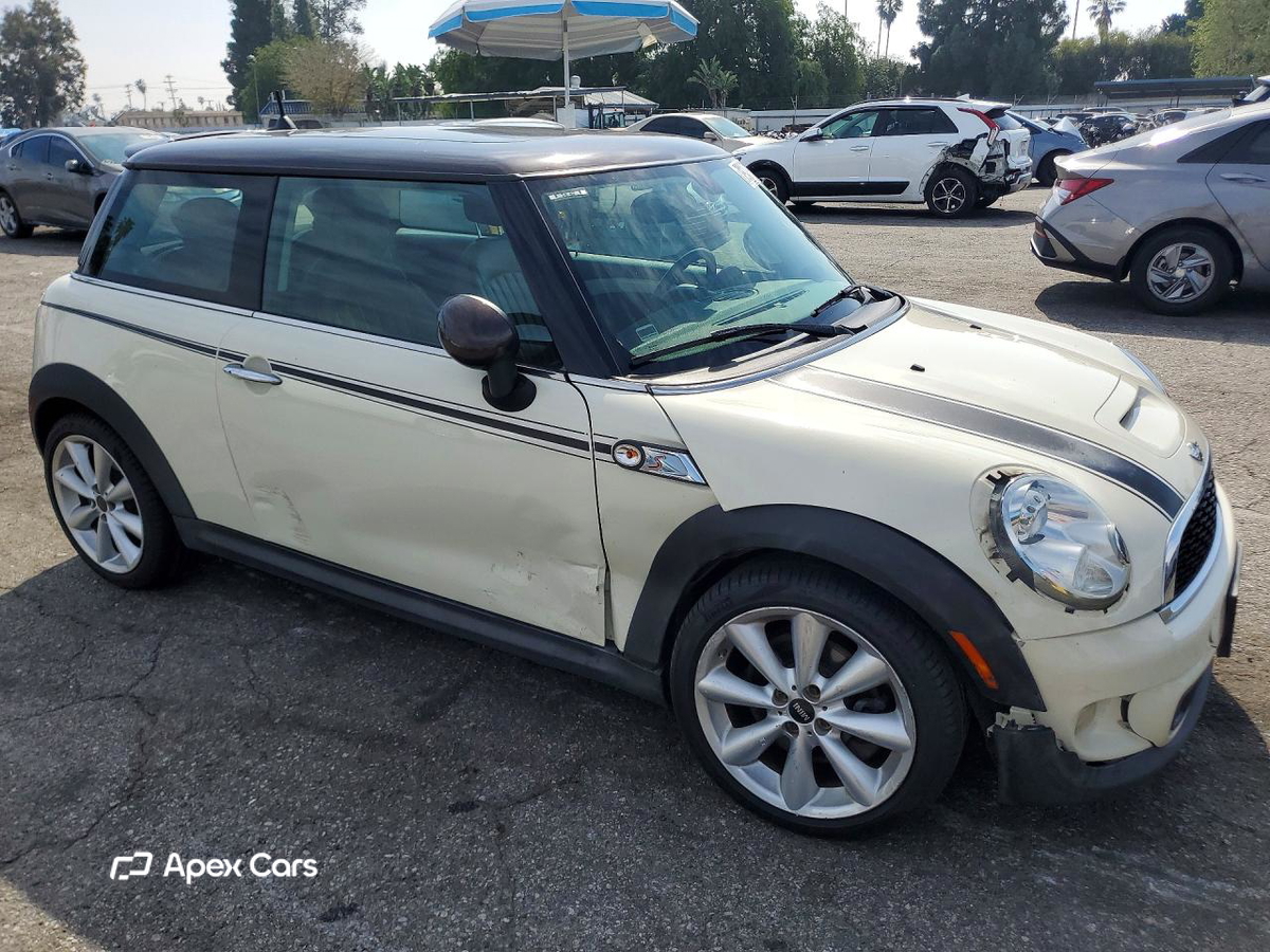 MINI Cooper 2013