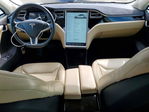 Tesla Model S 2015