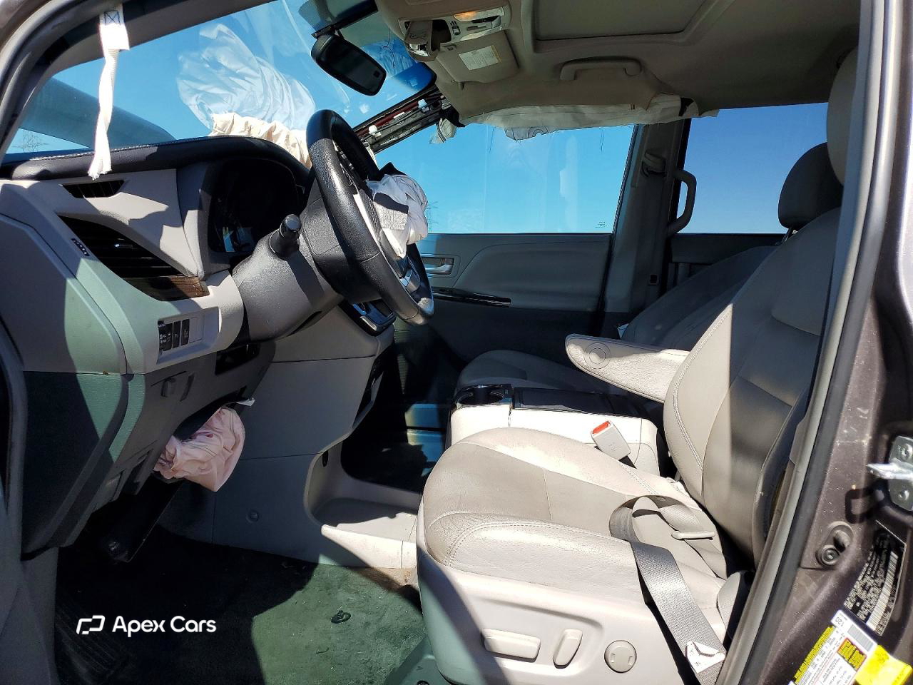 Toyota Sienna 2015