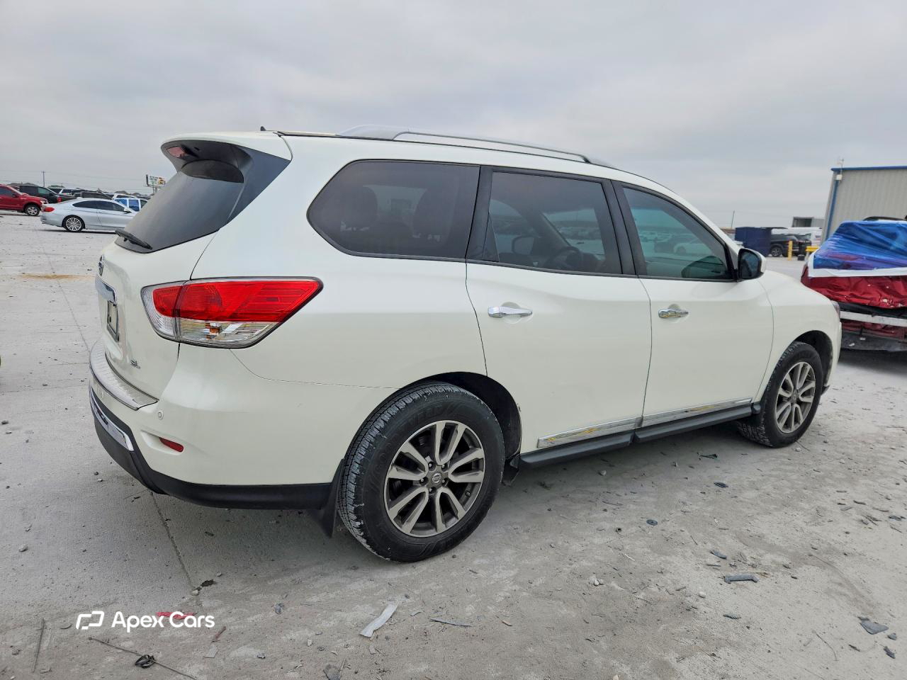 Nissan Pathfinder 2016
