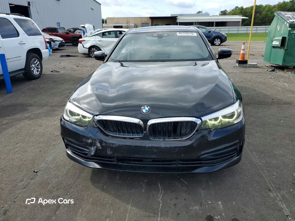 BMW Series 5 2019