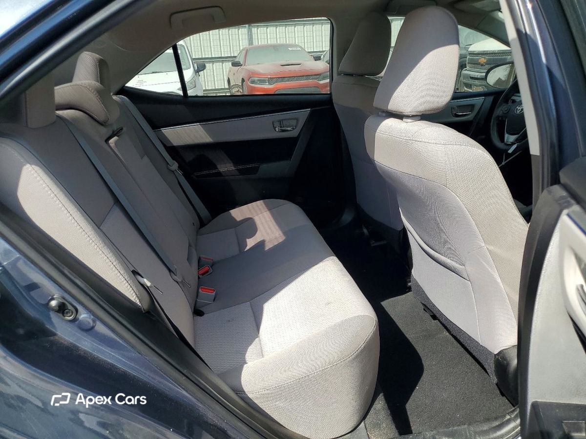 Toyota Corolla 2015