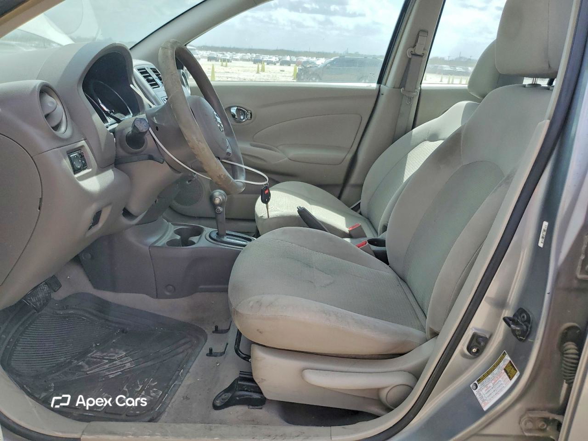 Nissan Versa 2013