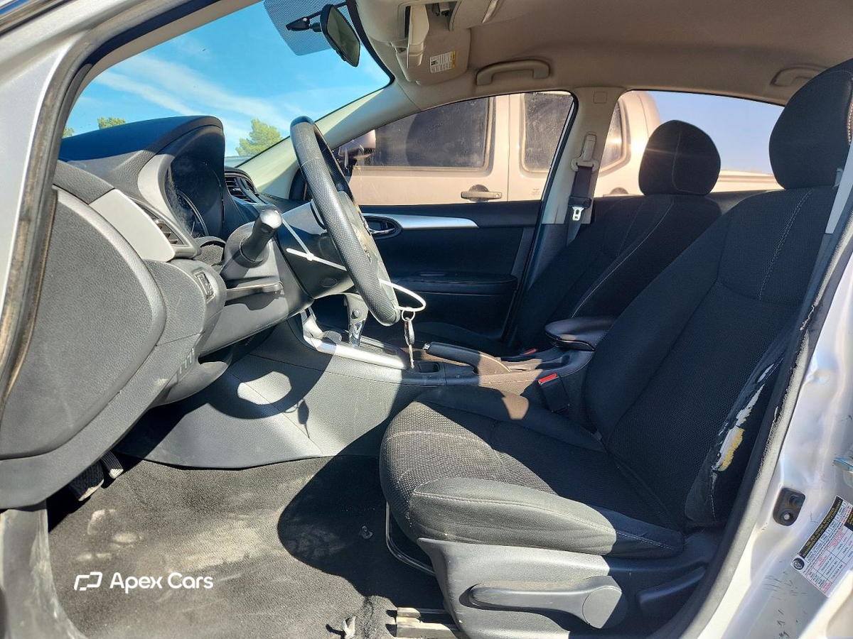 Nissan Sentra 2018