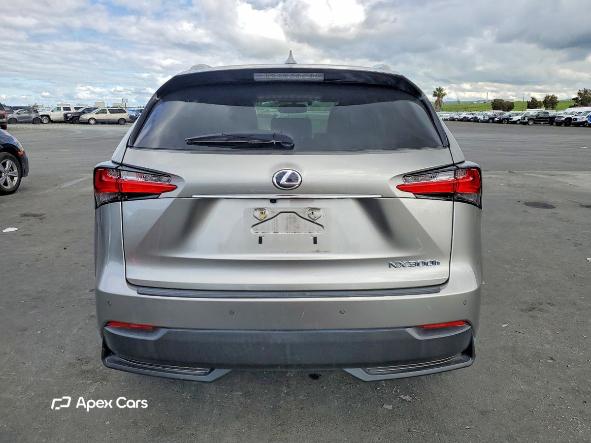 Lexus NX 2015