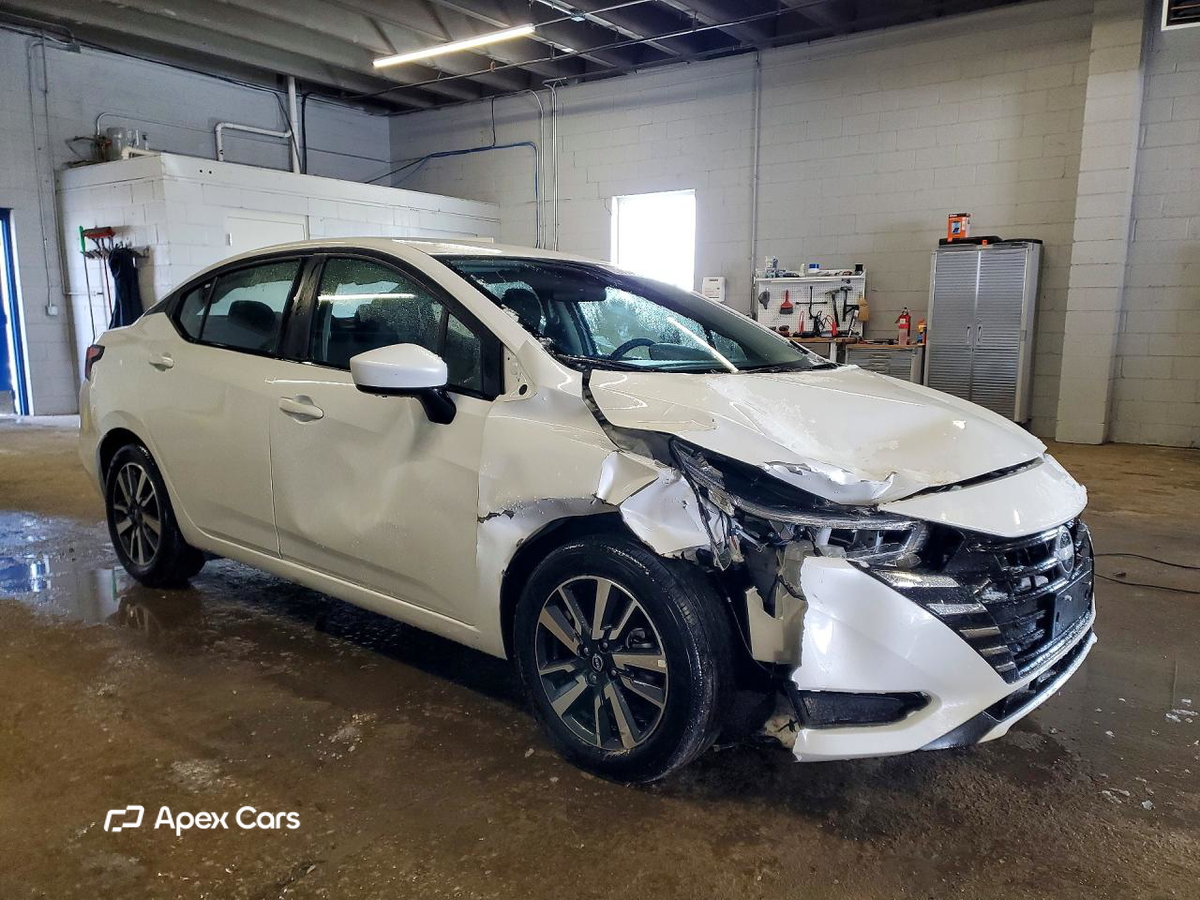 Nissan Versa 2025