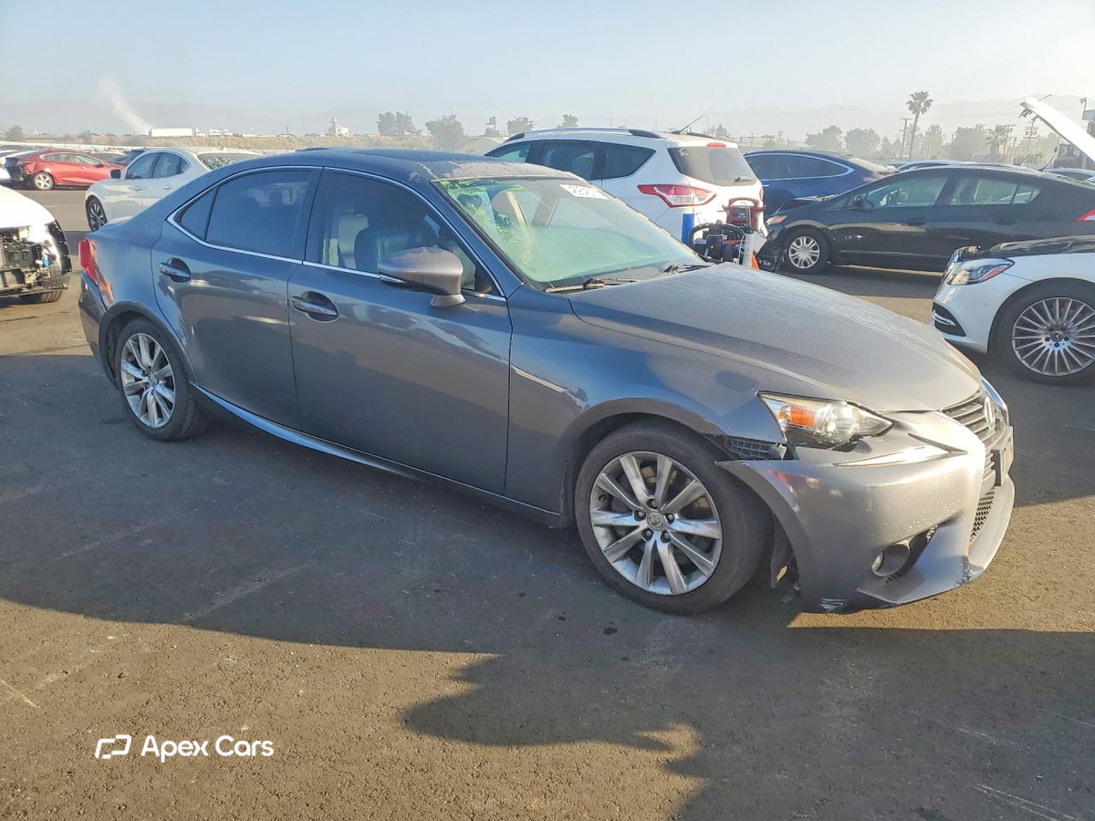 Lexus IS 2016