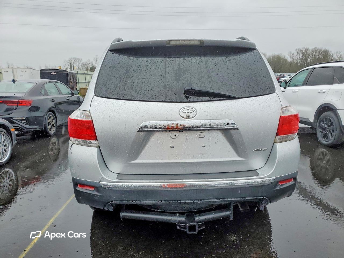 Toyota Highlander 2011