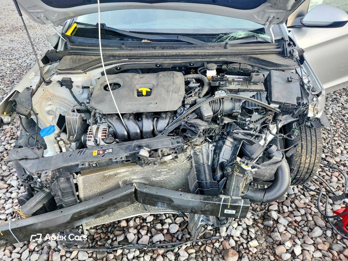 Hyundai Elantra 2020