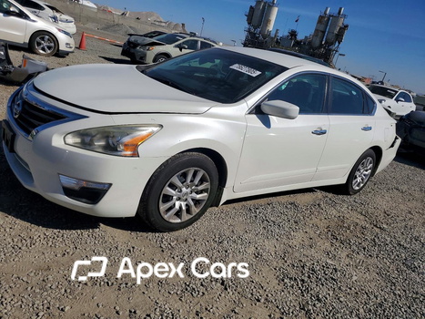 Nissan Altima 2015 - Image 1 of 12
