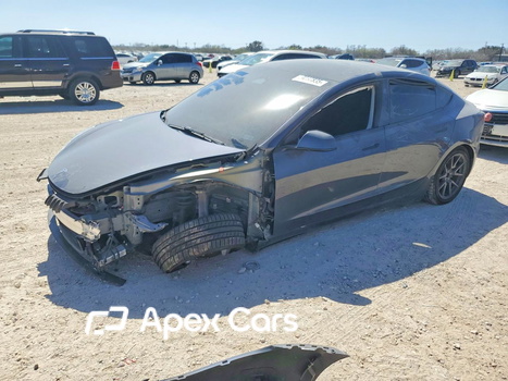 Tesla Model 3 2023 - Image 1 of 13