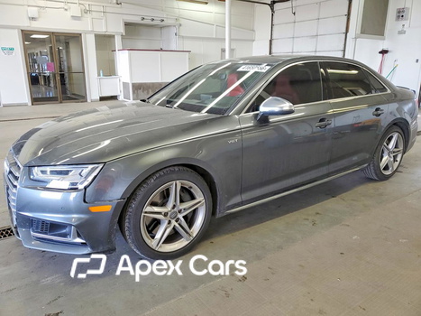 Audi RS4 2018 - Image 1 of 13