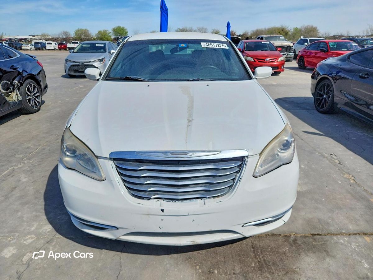 Chrysler 200 2012