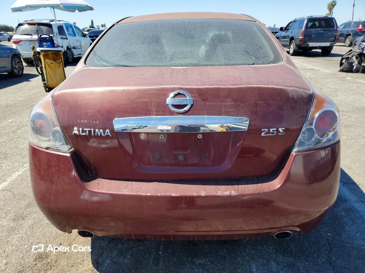 Nissan Altima 2011