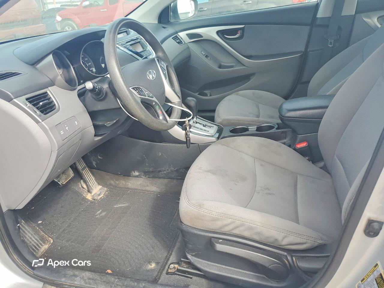Hyundai Elantra 2012