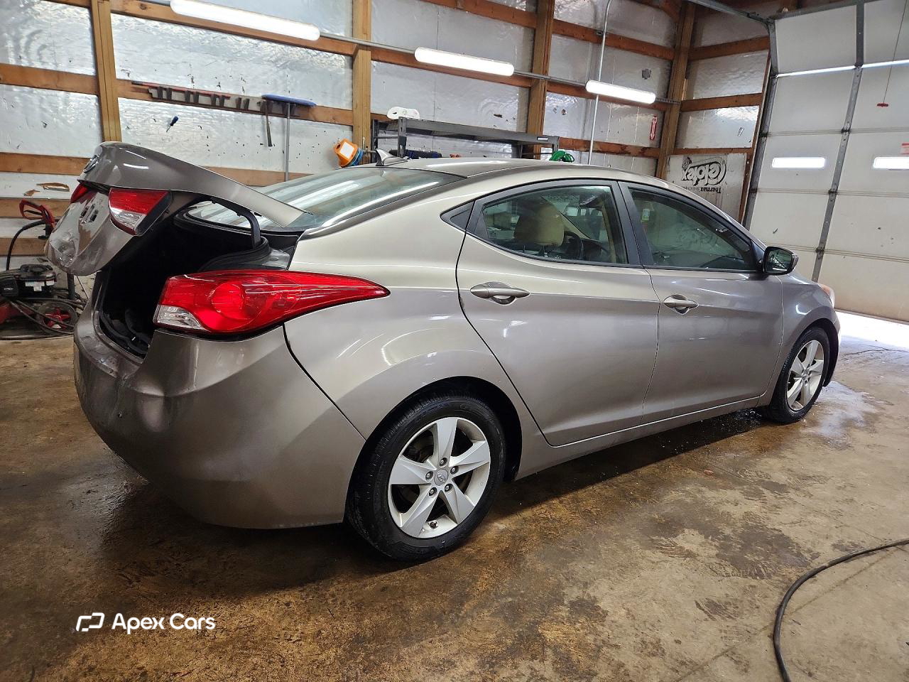 Hyundai Elantra 2013