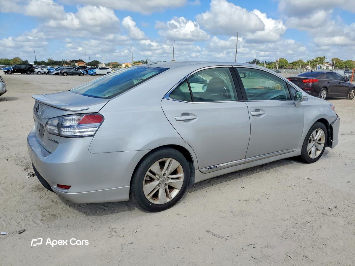 Lexus HS 2010